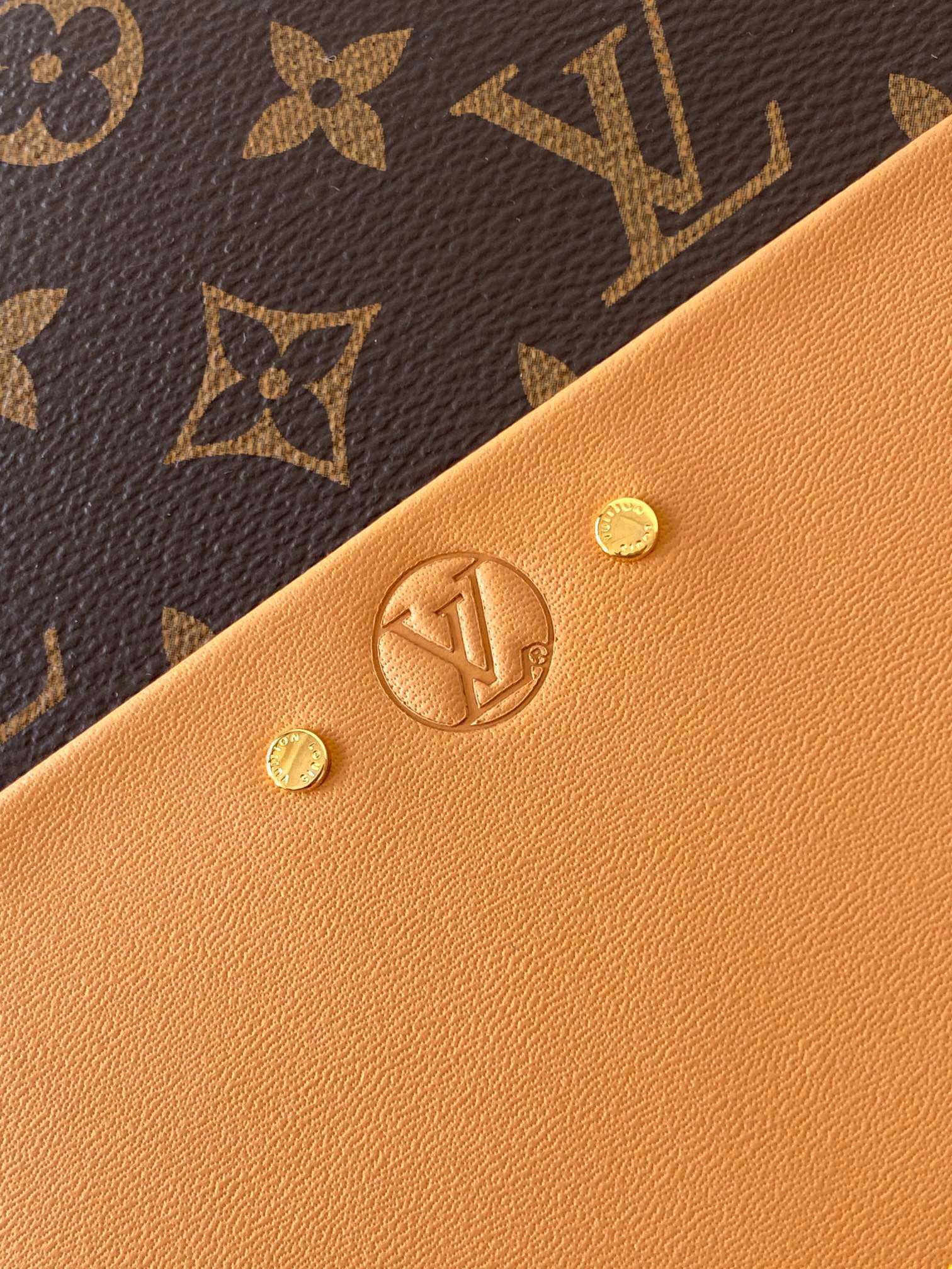 LuxluxHouse Great quality Louis Vuitton Bag Top Quality 20*22.5*8CM Free shipping