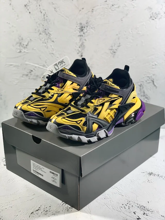 OK batch-Balenciaga track2 sneaker