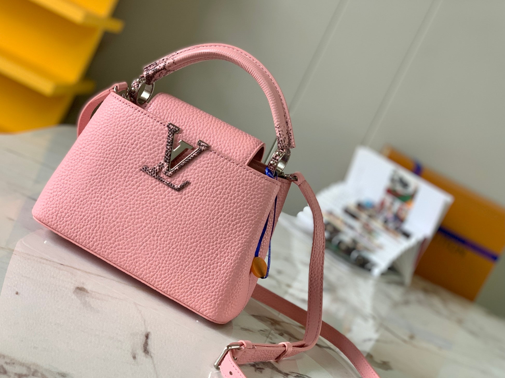 LuxluxHouse Great quality Louis Vuitton Bag Top Quality 21*14*8CM Free shipping