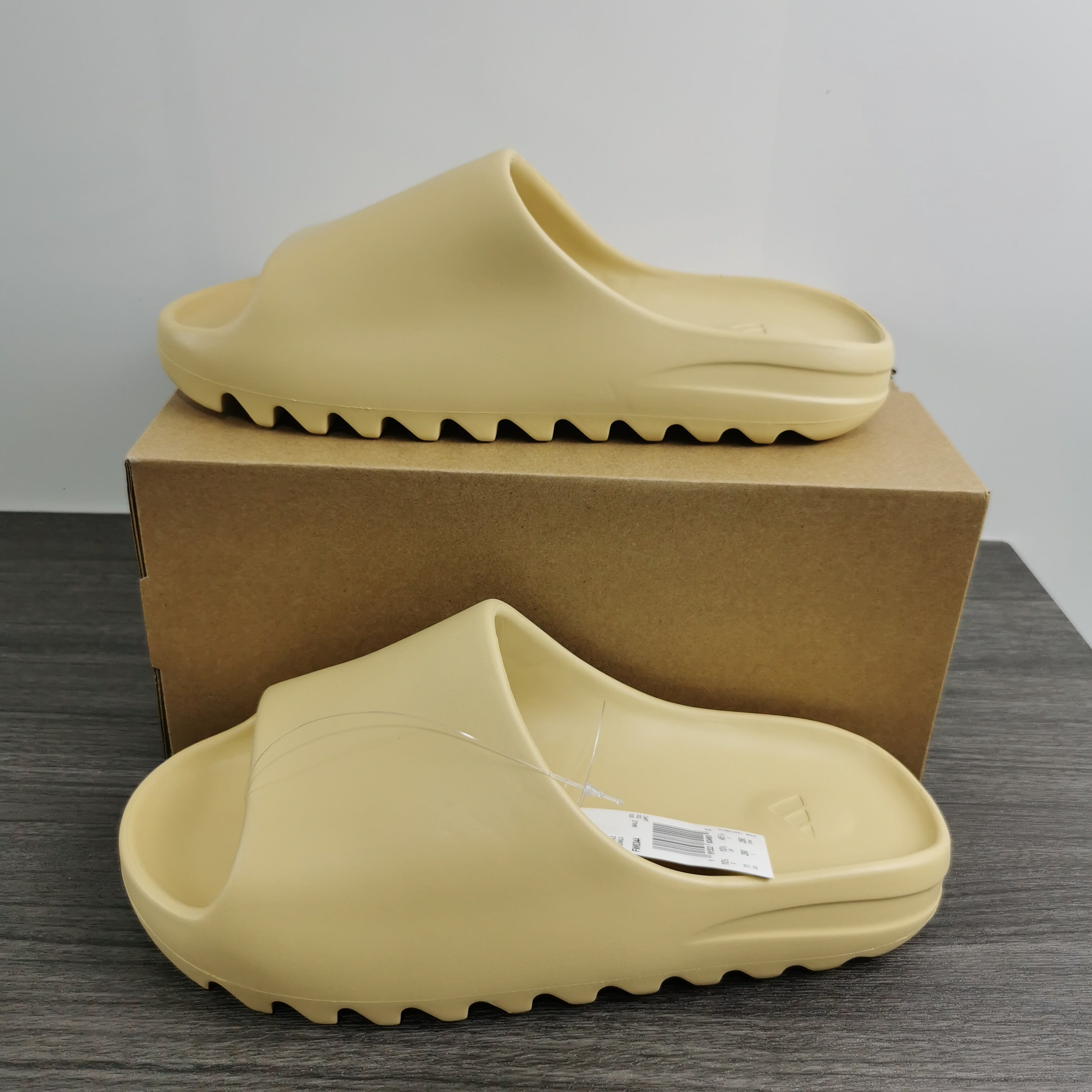 LuxluxHouse Great quality Yeezy Slide Free shipping