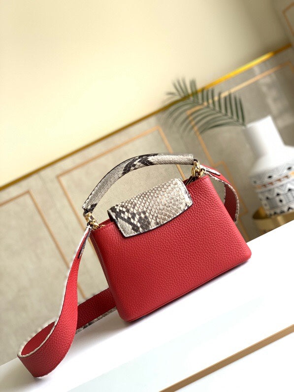 LuxluxHouse Great quality Louis Vuitton Top Bag 21x14x8cm Free shipping