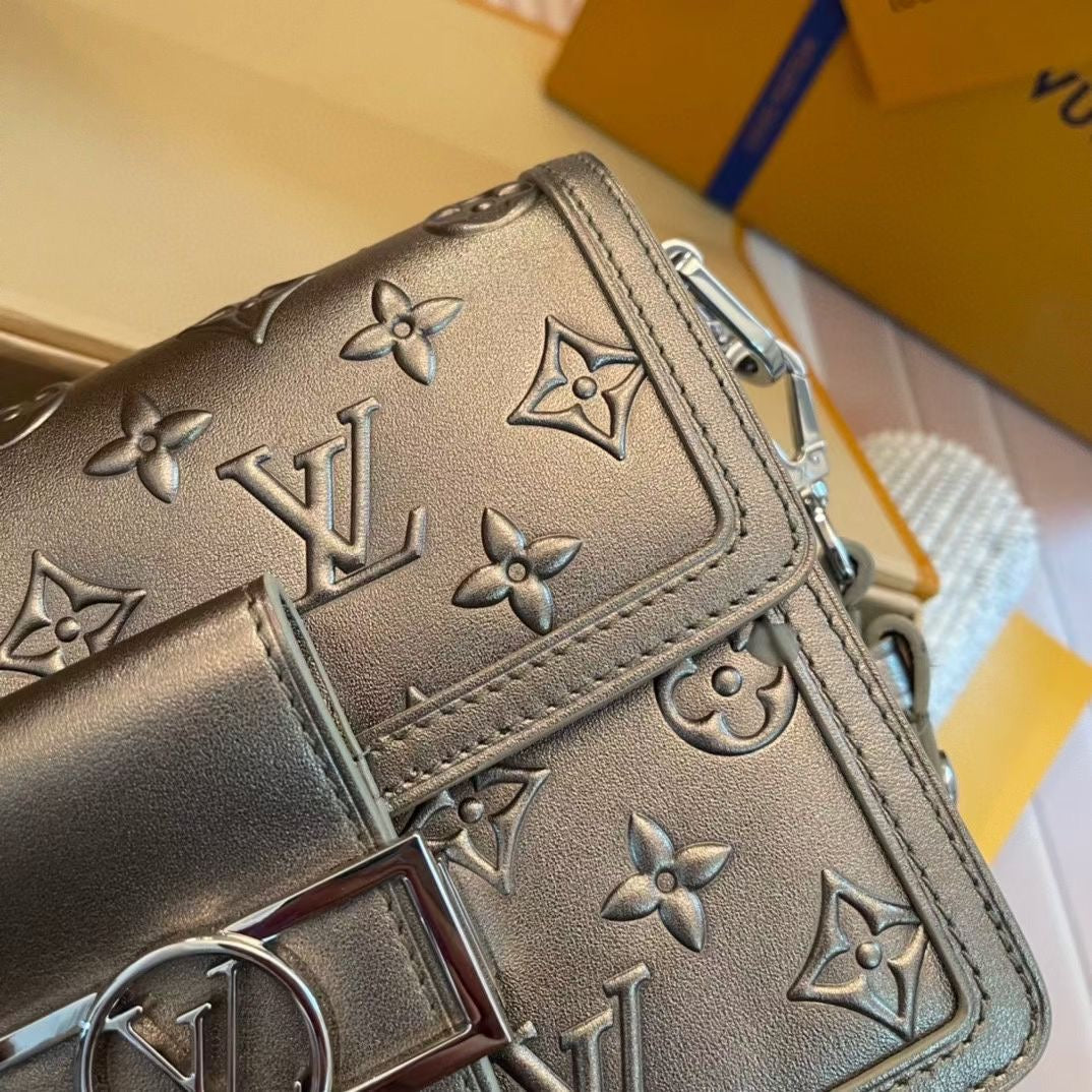 Louis Vuitton M21740 Top Bag (LuxluxHouse)