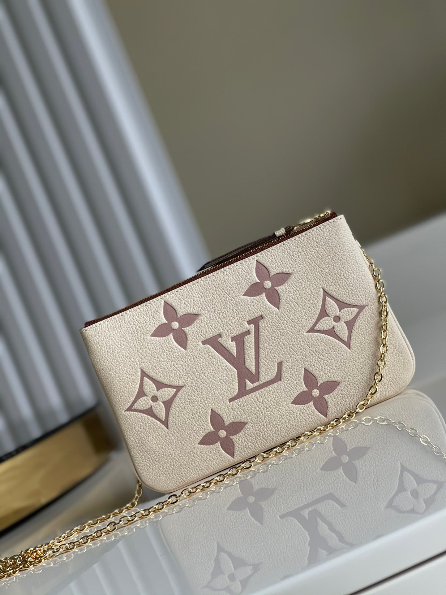 LuxluxHouse Great quality Louis Vuitton Top Bag 20*12.5*3cm Free shipping