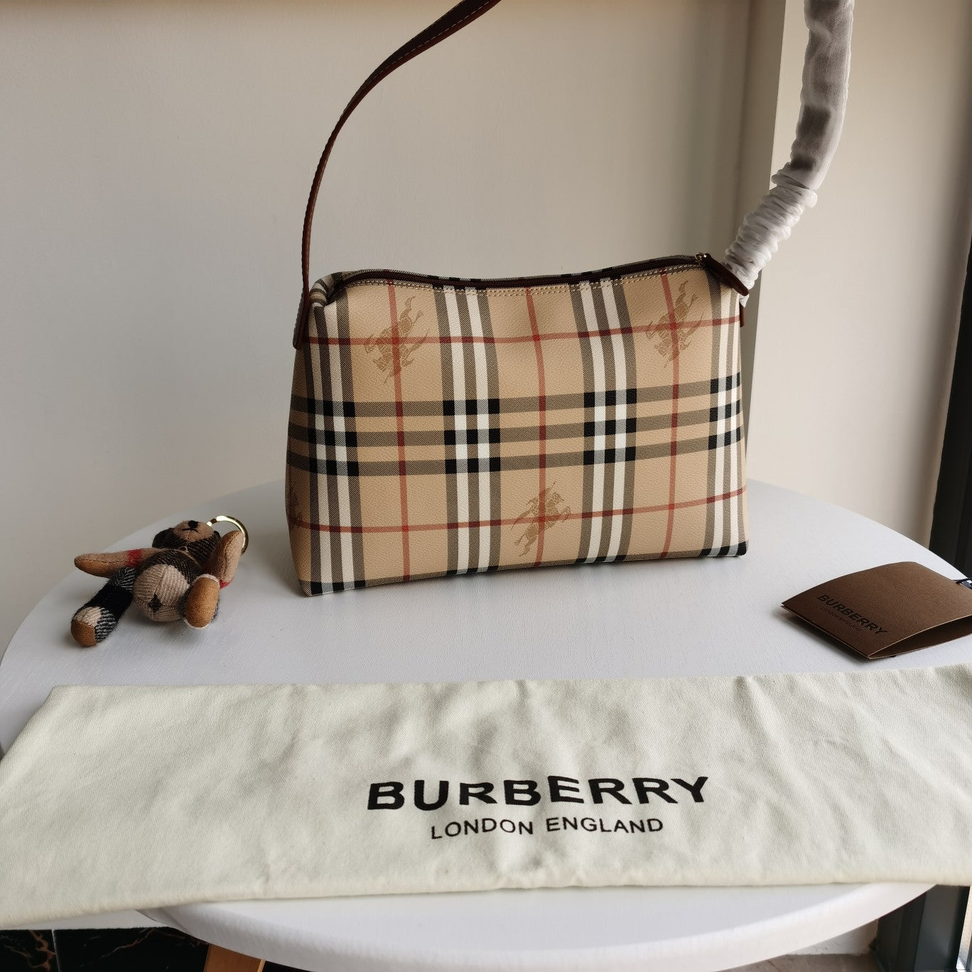 LuxluxHouse Great quality Burberry Bag Top Quality 30*20*11.5cm Free shipping