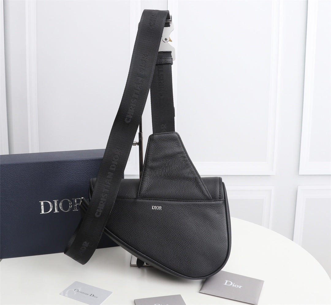 Free shipping LuxluxHouse Dior Top Bag 26*19*4.5cm