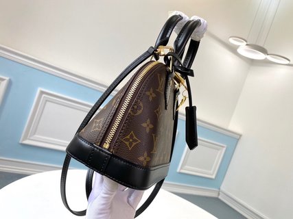 LuxluxHouse Great quality Louis Vuitton Bag Top Quality 25*19*12cm Free shipping