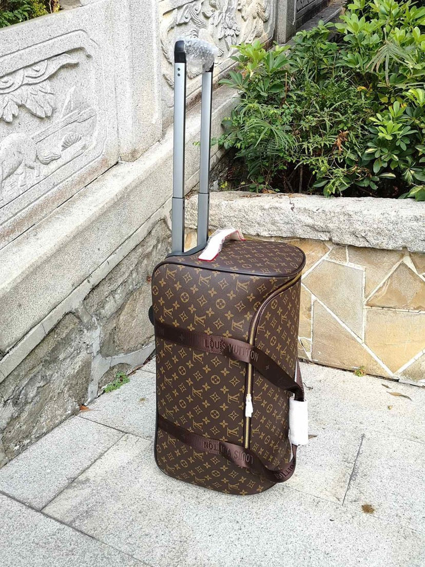 L*ouis V*uitton Luggage (LuxluxHouse)