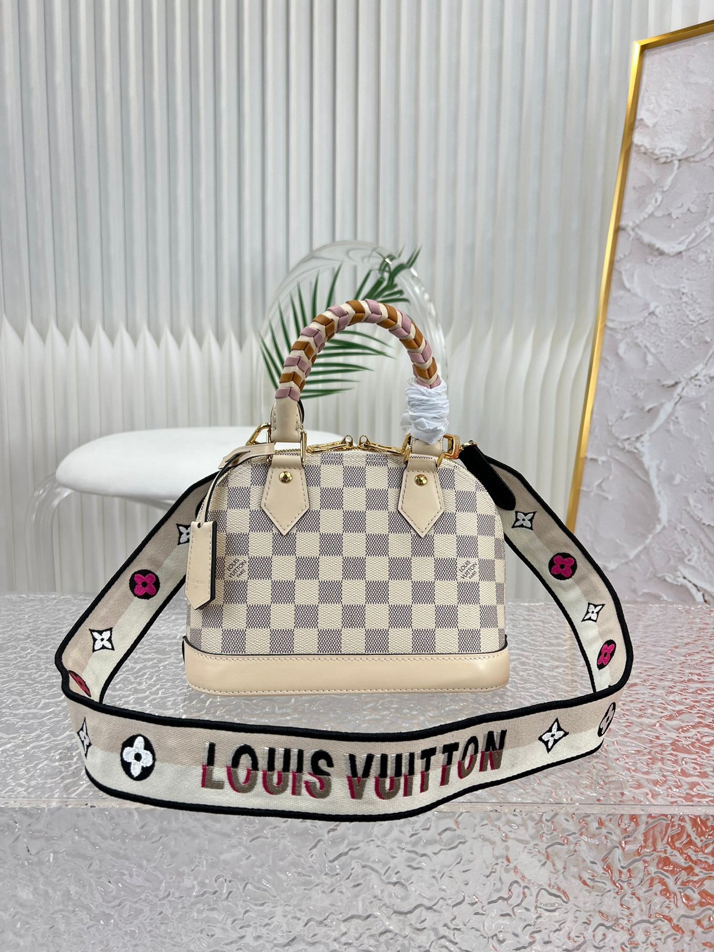 LuxluxHouse Great quality Louis Vuitton Top Bag 23.5*17.5*11.5cm Free shipping