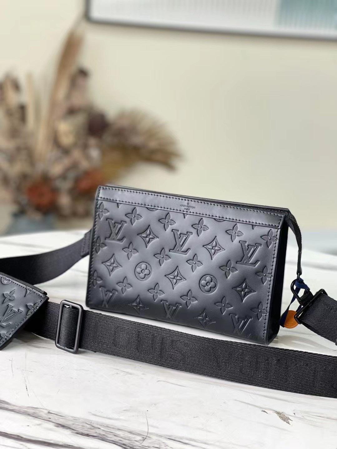 LuxluxHouse Great quality Louis Vuitton Bag Top Quality 22*14.5*4.5CM Free shipping