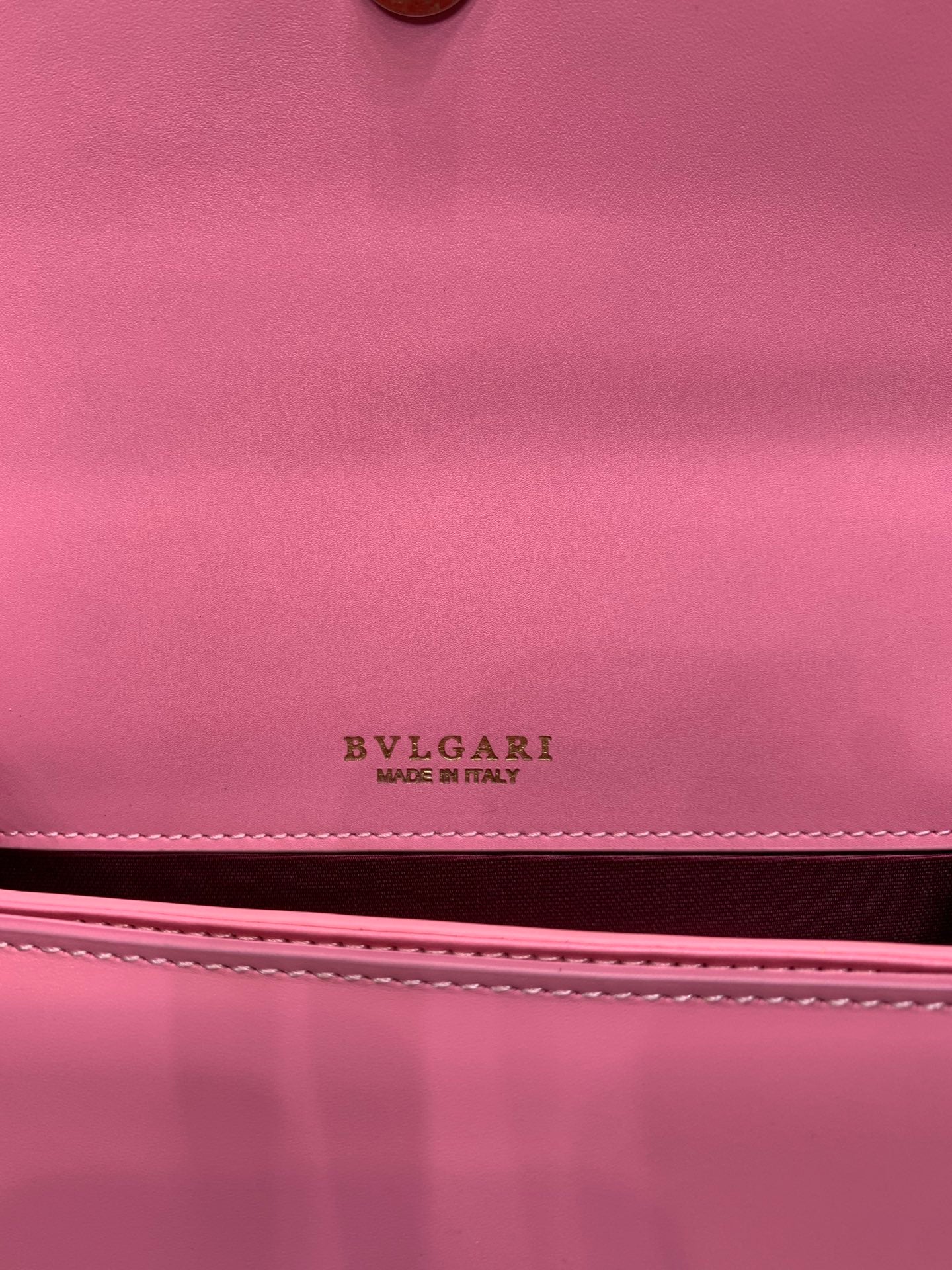 LuxluxHouse Great quality Bvlgari Bag Top Quality 22*15*4.5CM Free shipping