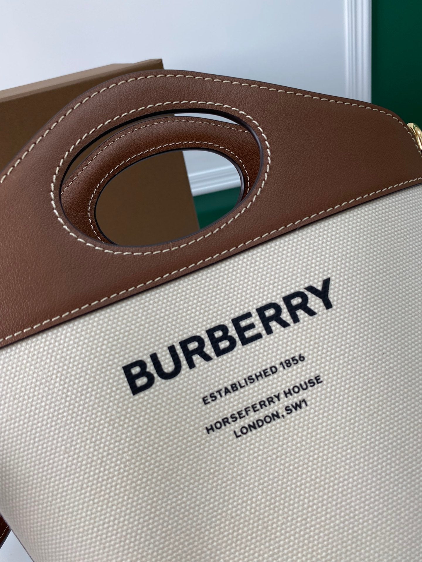 LuxluxHouse Great quality Burberry Bag Top Quality 17*12*26cm Free shipping