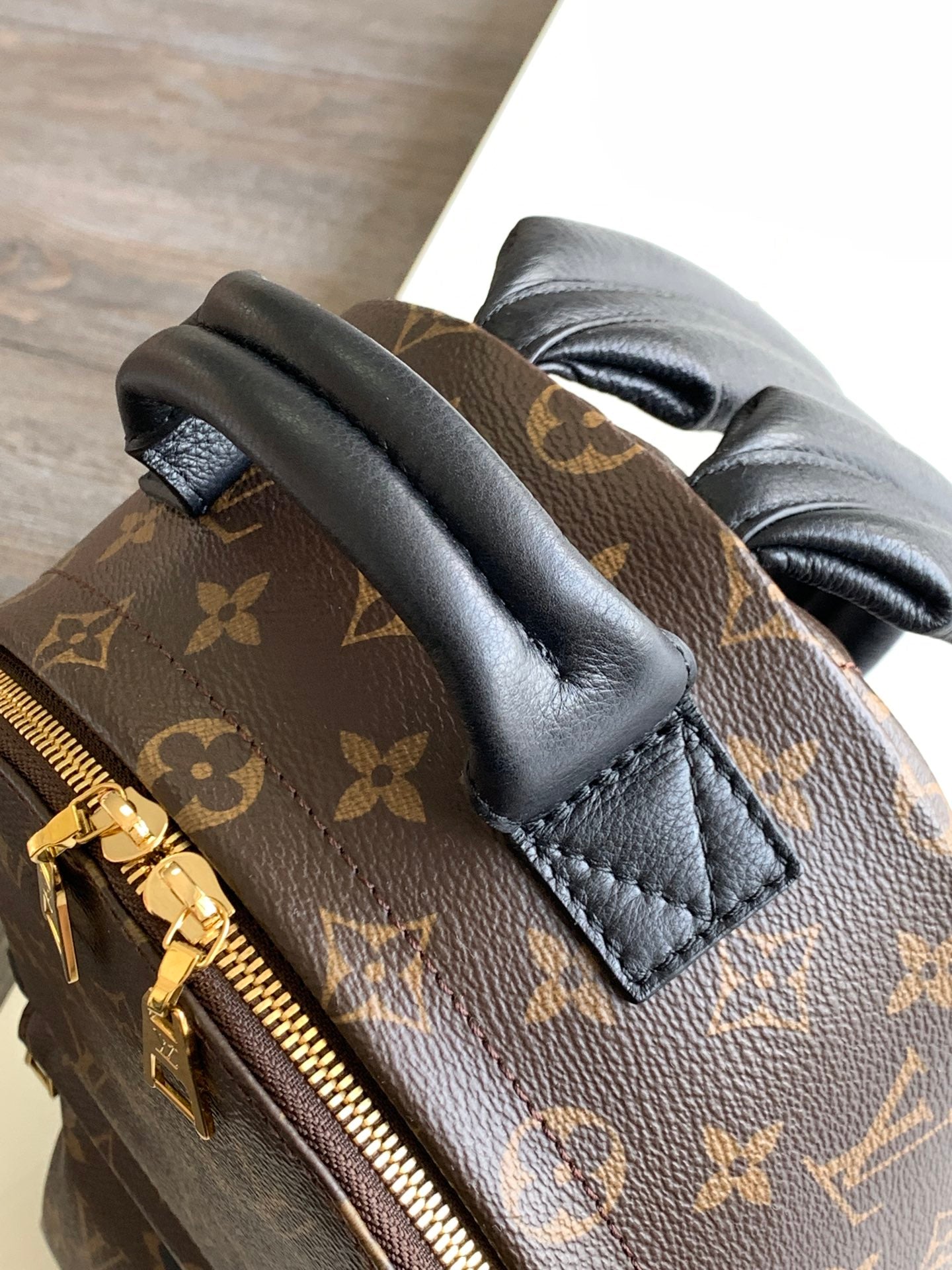 LuxluxHouse Great quality Louis Vuitton Bag Top Quality 22*29*10cm Free shipping