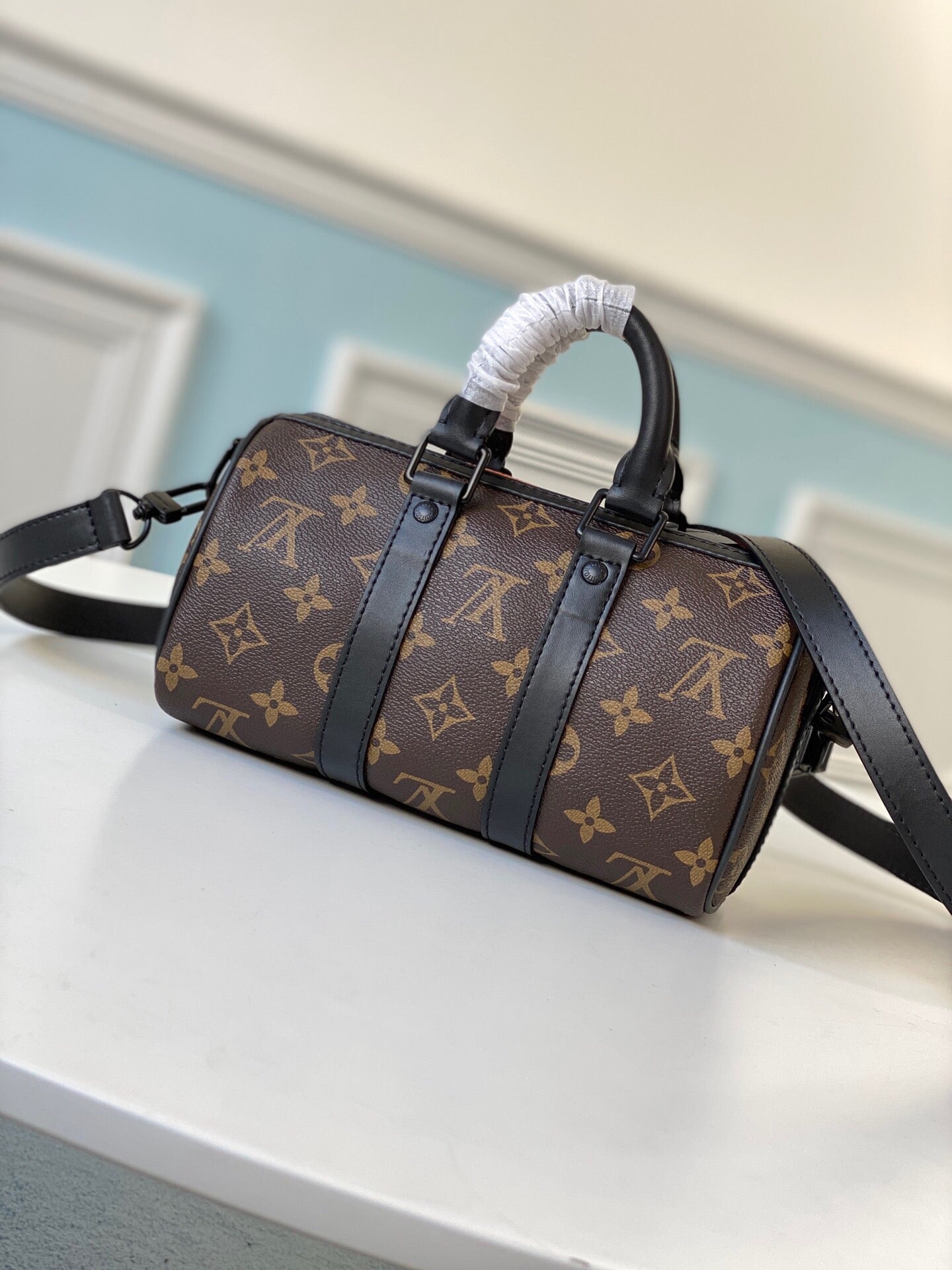 LuxluxHouse Great quality Louis Vuitton Bag Top Quality 21*10*12cm Free shipping