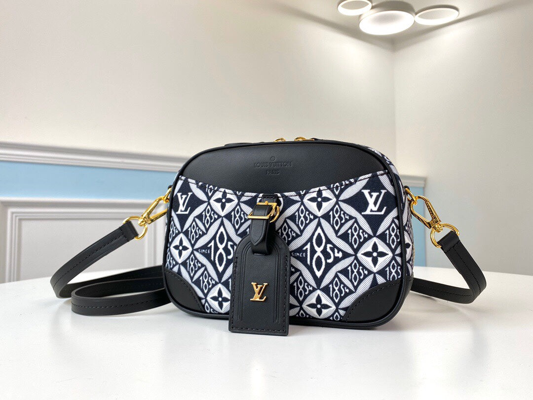 LuxluxHouse Great quality Louis Vuitton Top Bag 22.0×15.0×7.0 cm Free shipping