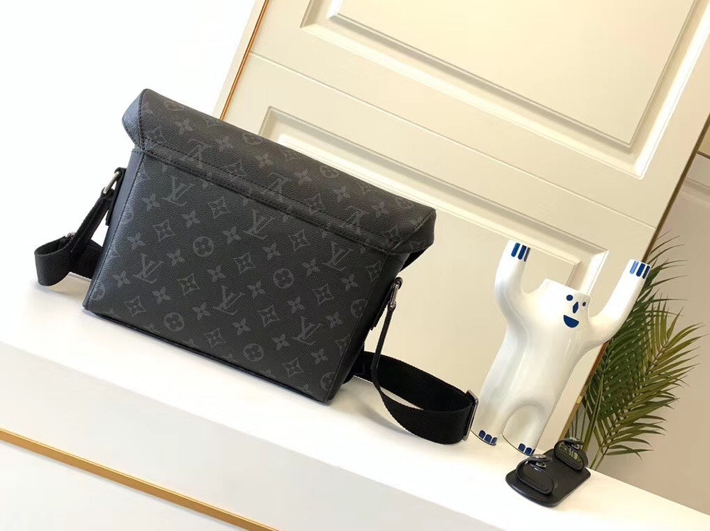 LuxluxHouse Great quality Louis Vuitton Bag Top Quality 32*23*9cm Free shipping