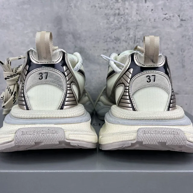 OK batch-Balenciaga 3xl sneaker