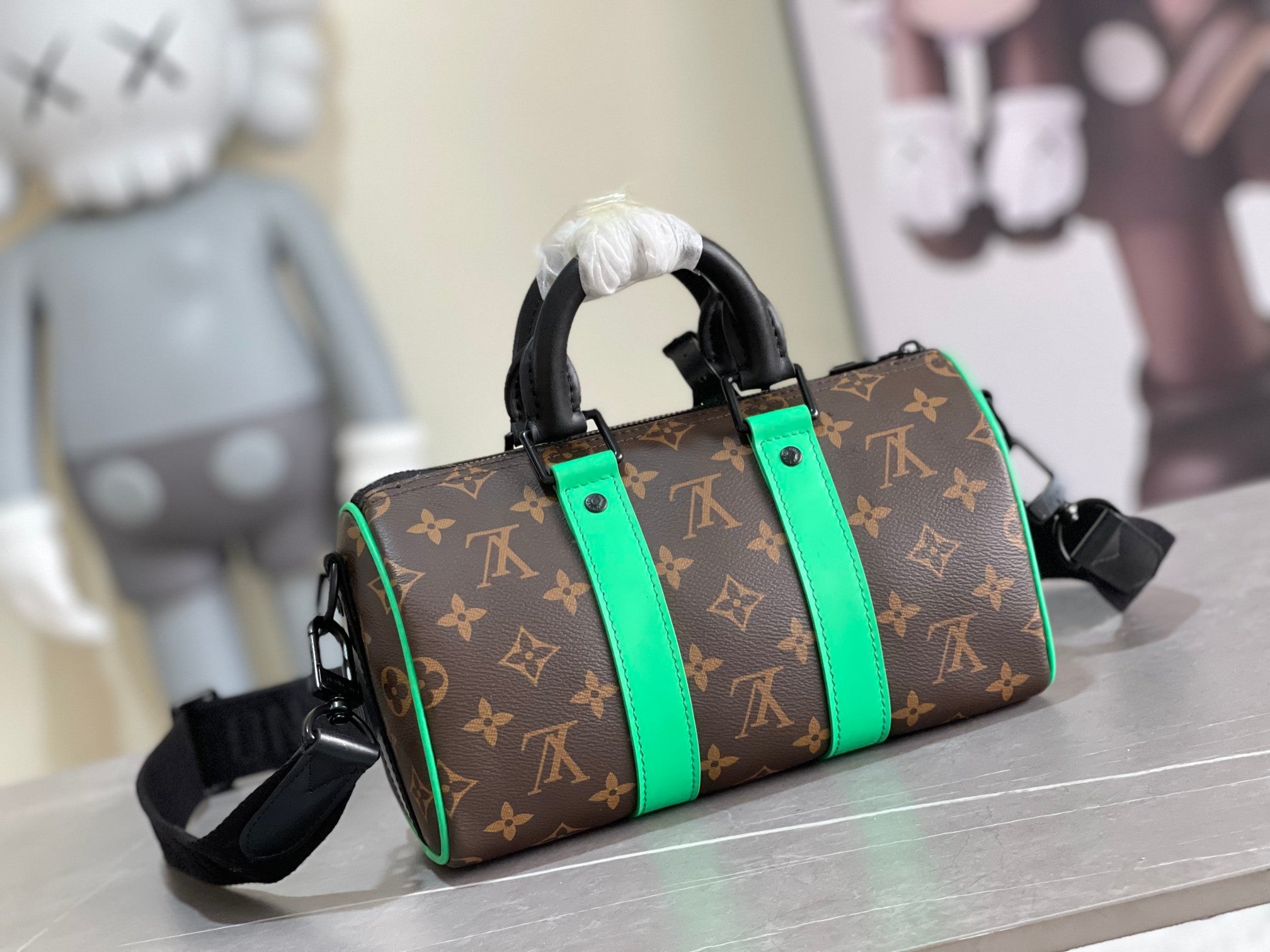 LuxluxHouse Great quality Louis Vuitton Bag Top Quality 25*15*11CM Free shipping