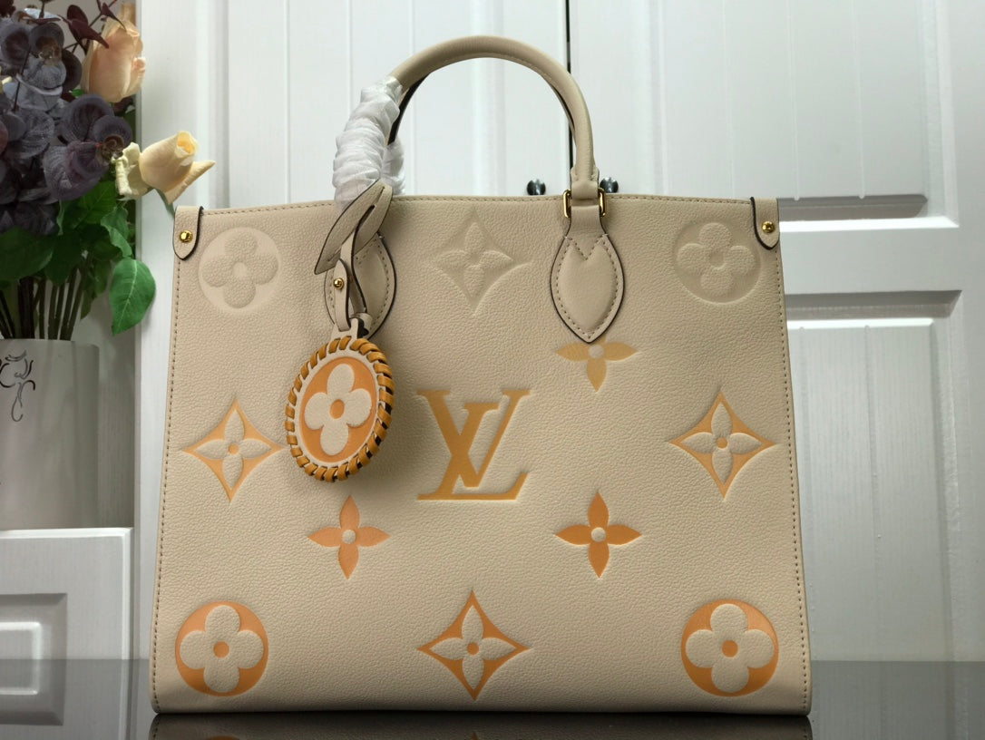 LuxluxHouse Great quality Louis Vuitton Top Bag 35 x 27 x 14 CM Free shipping