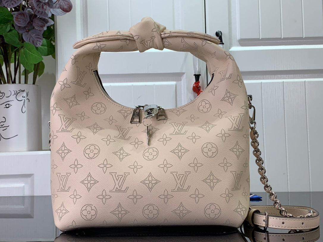 LuxluxHouse Great quality Louis Vuitton Bag Top Quality 28*34*12CM Free shipping