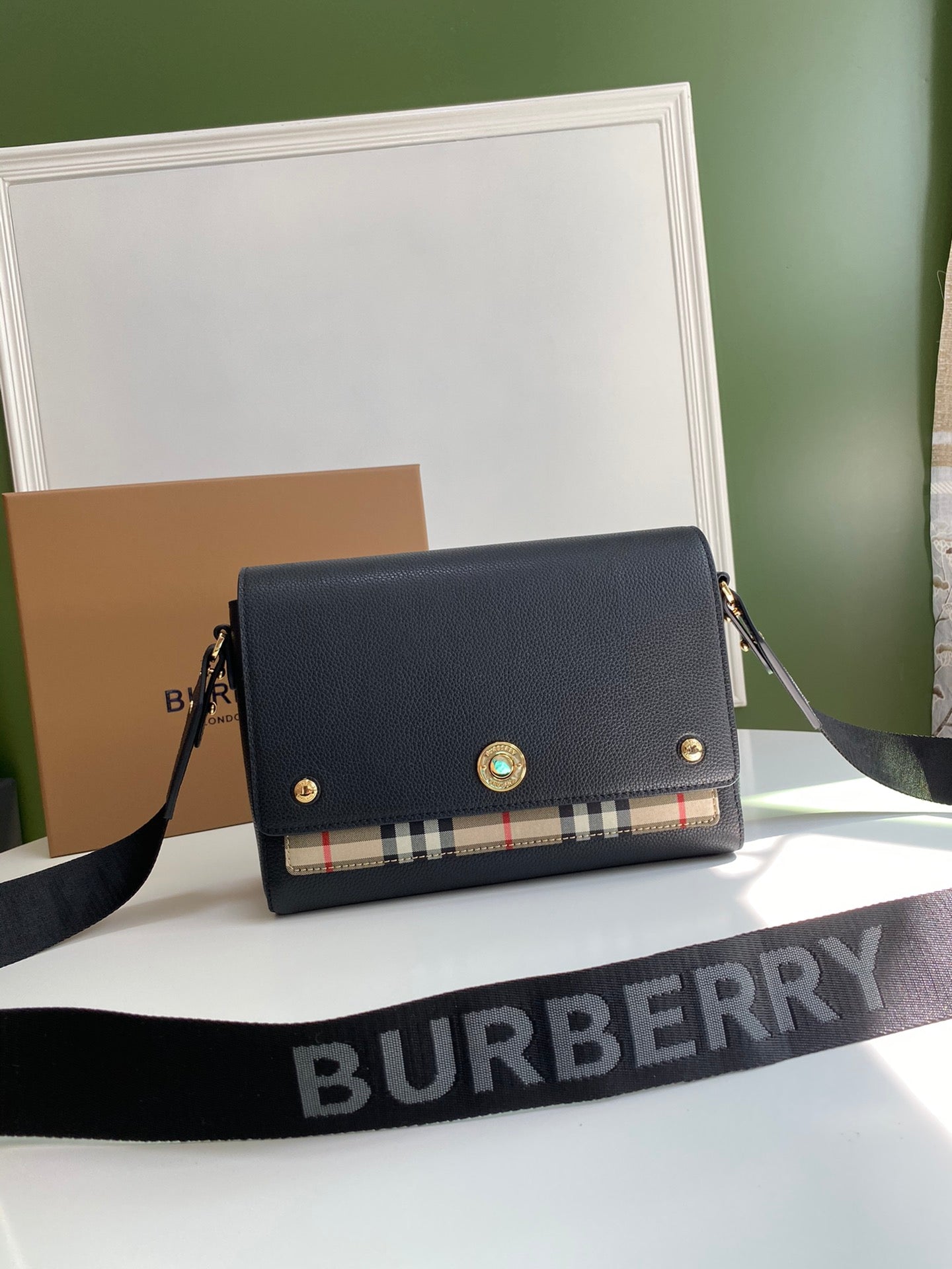 LuxluxHouse Great quality Burberry Bag Top Quality 25*8.5*18CM Free shipping