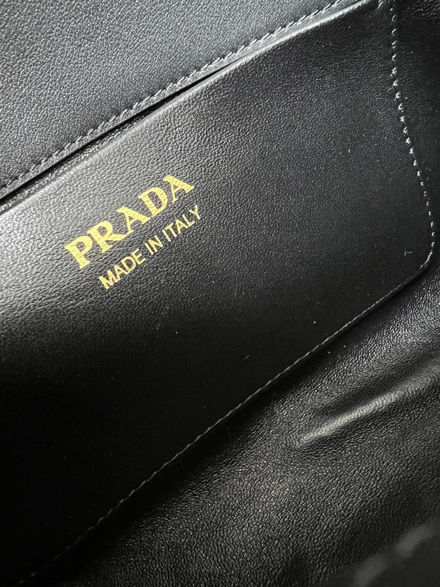 Free shipping LuxluxHouse Prada Bag Top Quality