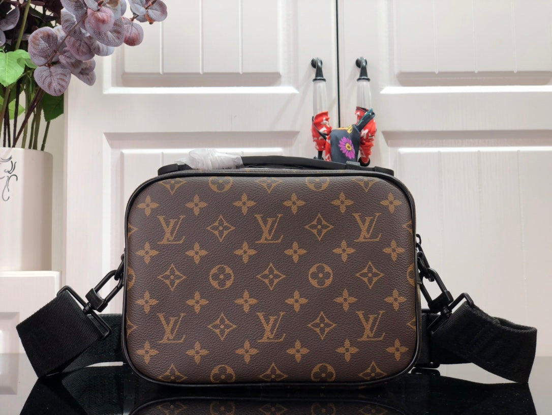 LuxluxHouse Great quality Louis Vuitton Bag Top Quality 22*18*8CM Free shipping