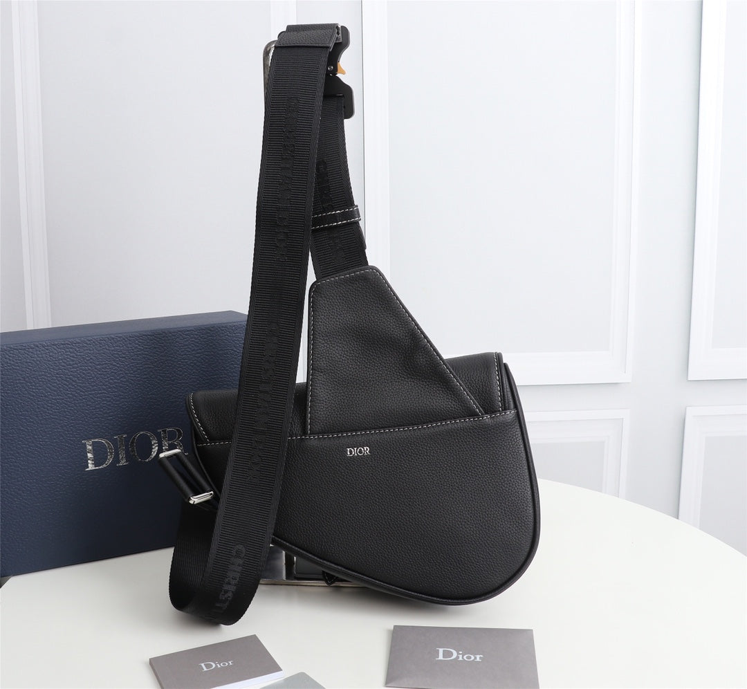 Free shipping LuxluxHouse Dior Top Bag 26*19*4.5cm