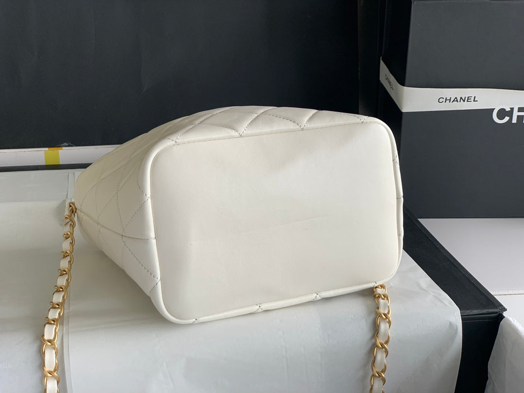 LuxluxHouse Great quality Chanel Top Bag 18*21*12CM Free shipping