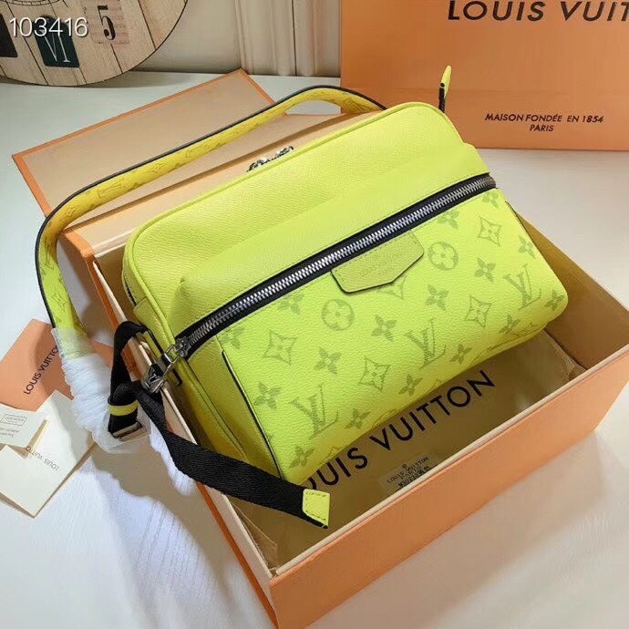 LuxluxHouse Great quality Louis Vuitton Top Bag 29.5*20*10.5cm Free shipping