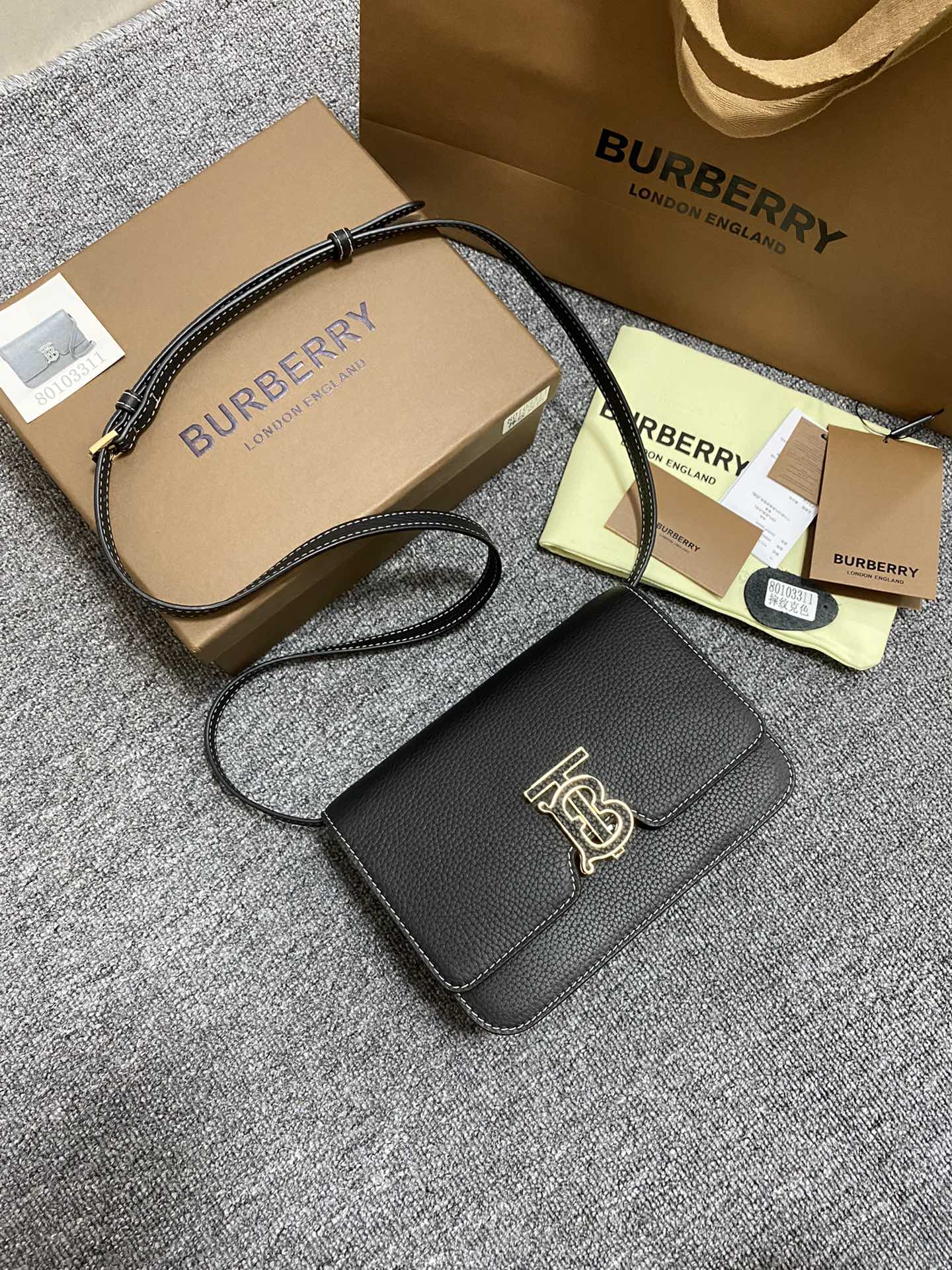 LuxluxHouse Great quality Burberry Bag Top Quality 21*6*16CM Free shipping