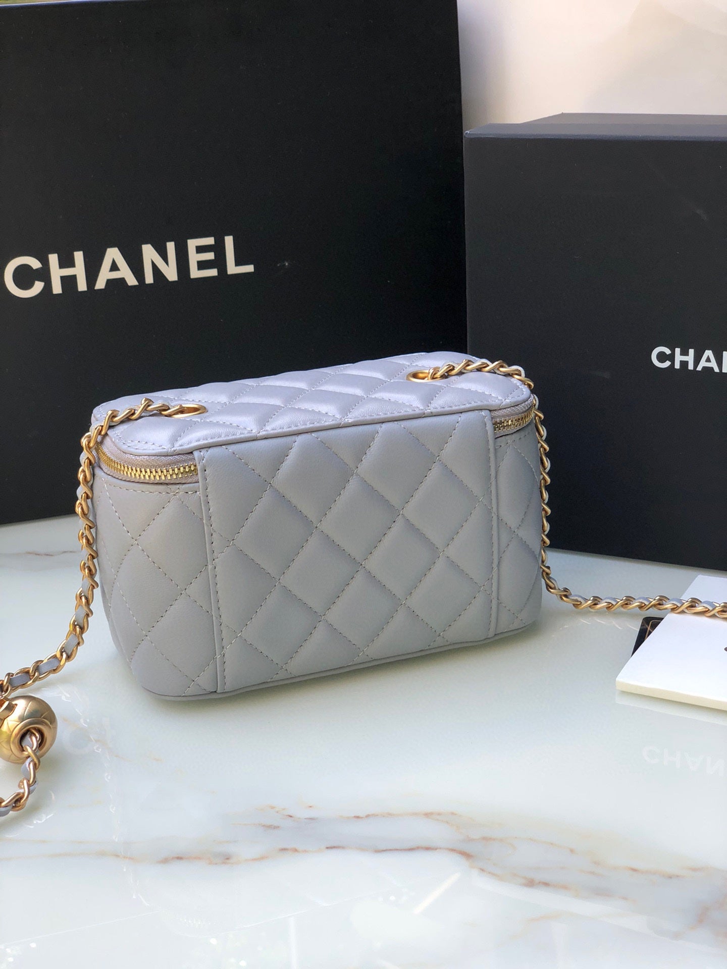 LuxluxHouse Great quality Chanel Top Bag 17*9.5*8CM Free shipping