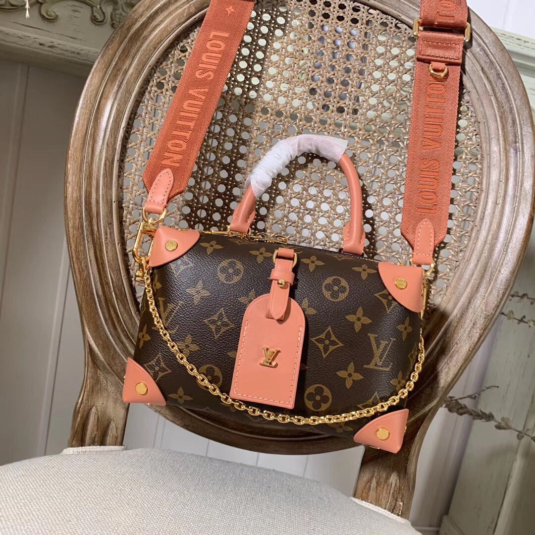 LuxluxHouse Great quality Louis Vuitton Bag Top Quality 20*14*7.5cm Free shipping