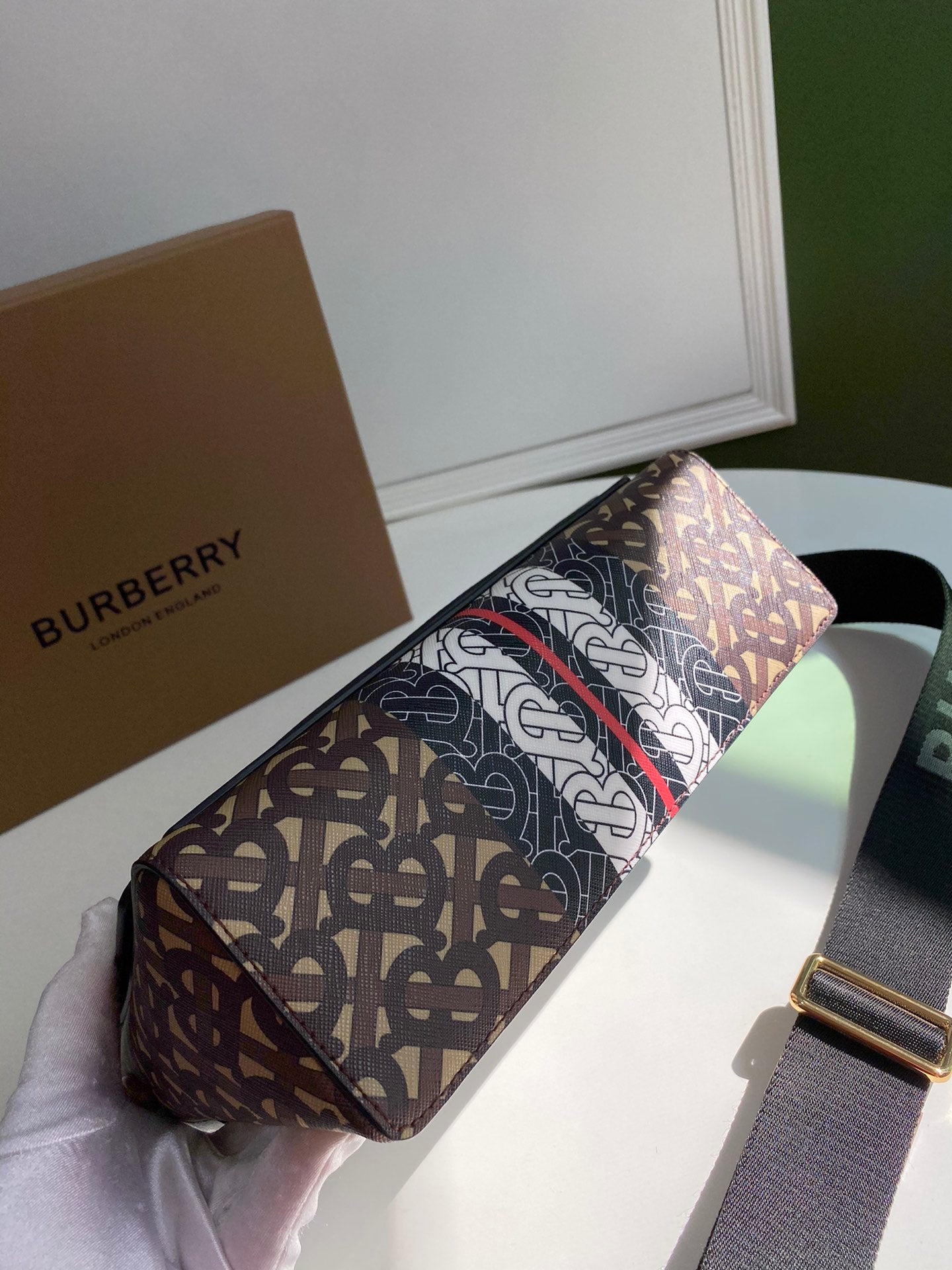 LuxluxHouse Great quality Burberry Bag Top Quality 25*8.5*18CM Free shipping