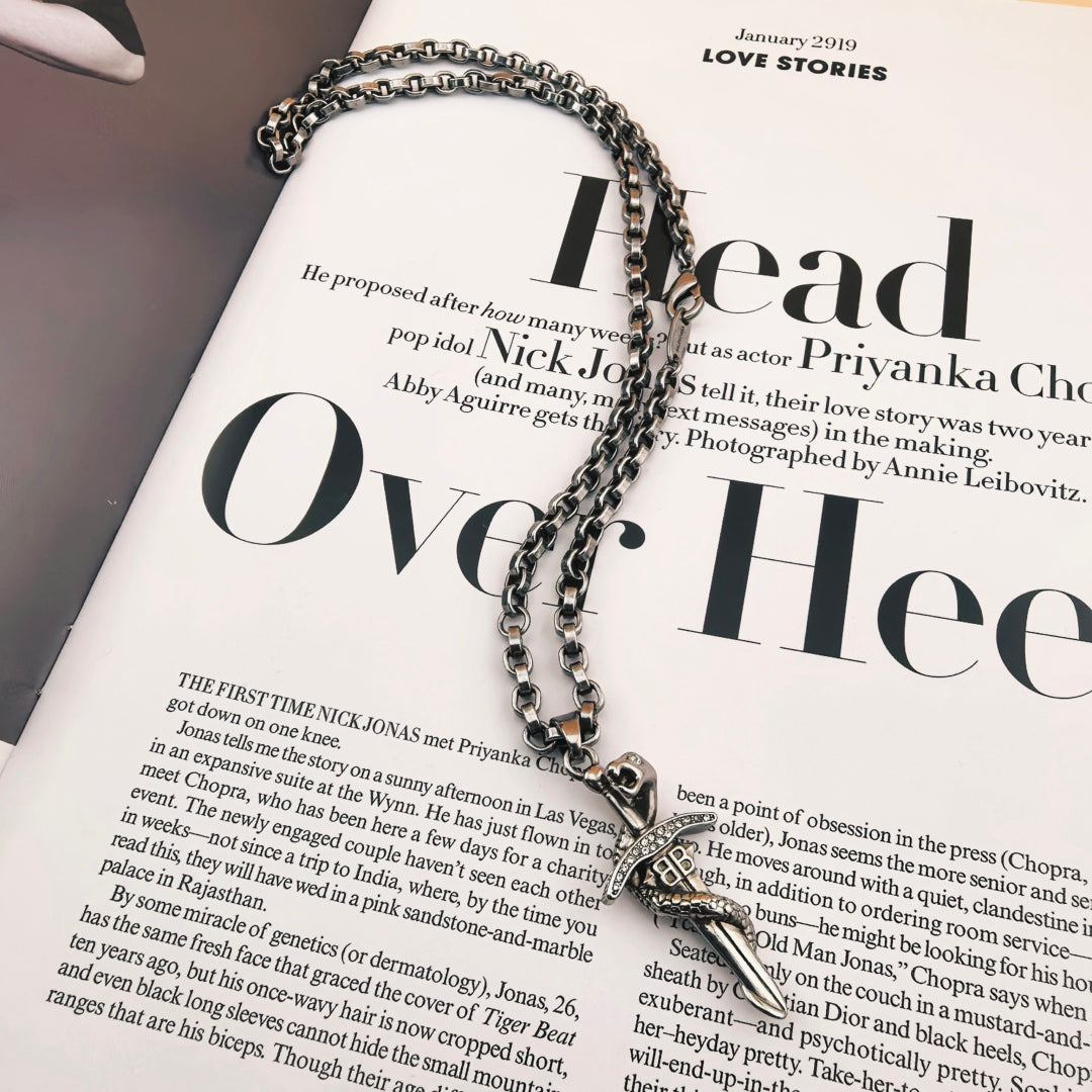 LuxluxHouse Best Quality Accessories Necklace Balenciaga