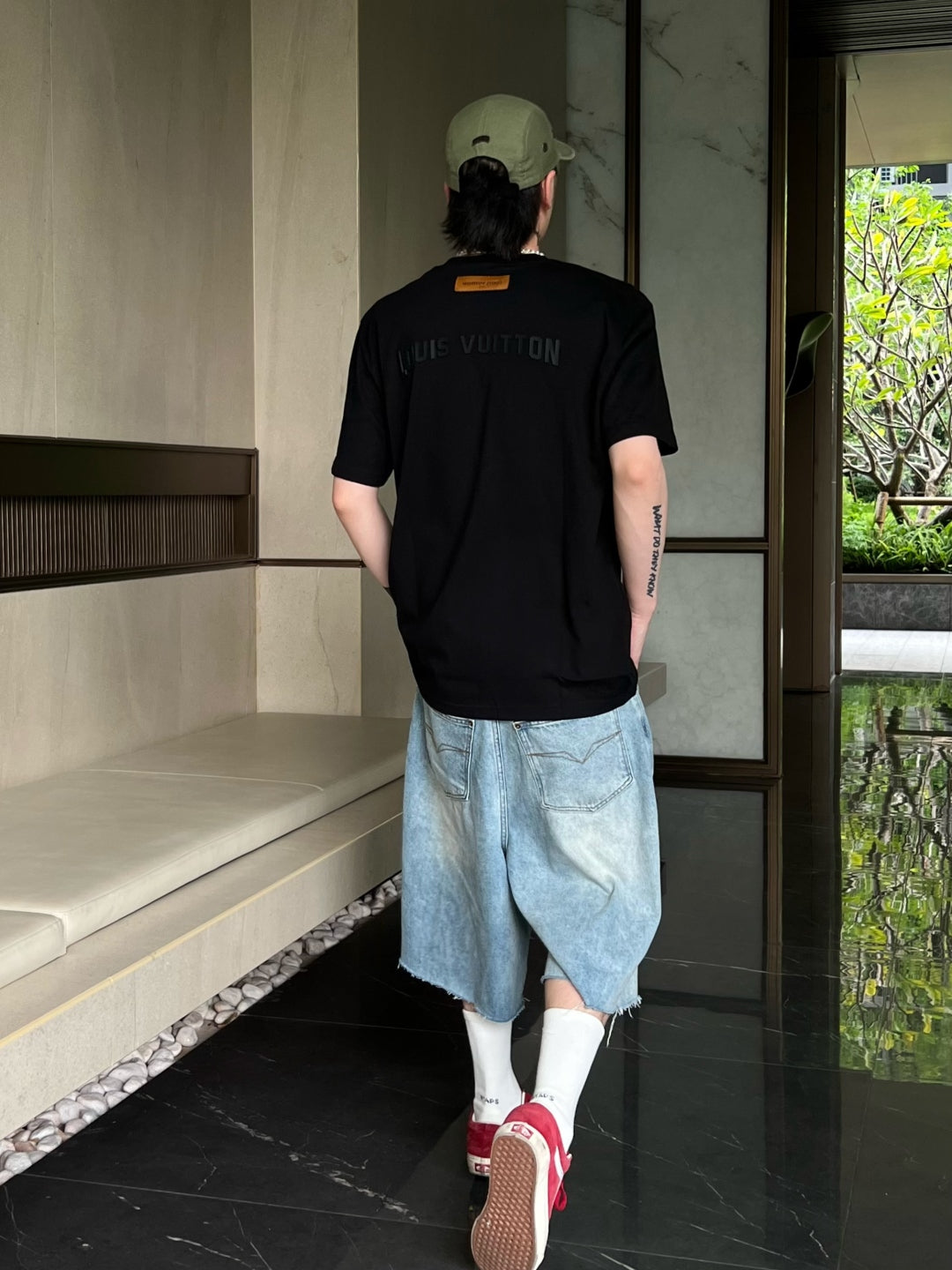 LuxluxHouse Best Quality Clothes T-shirt Louis Vuitton