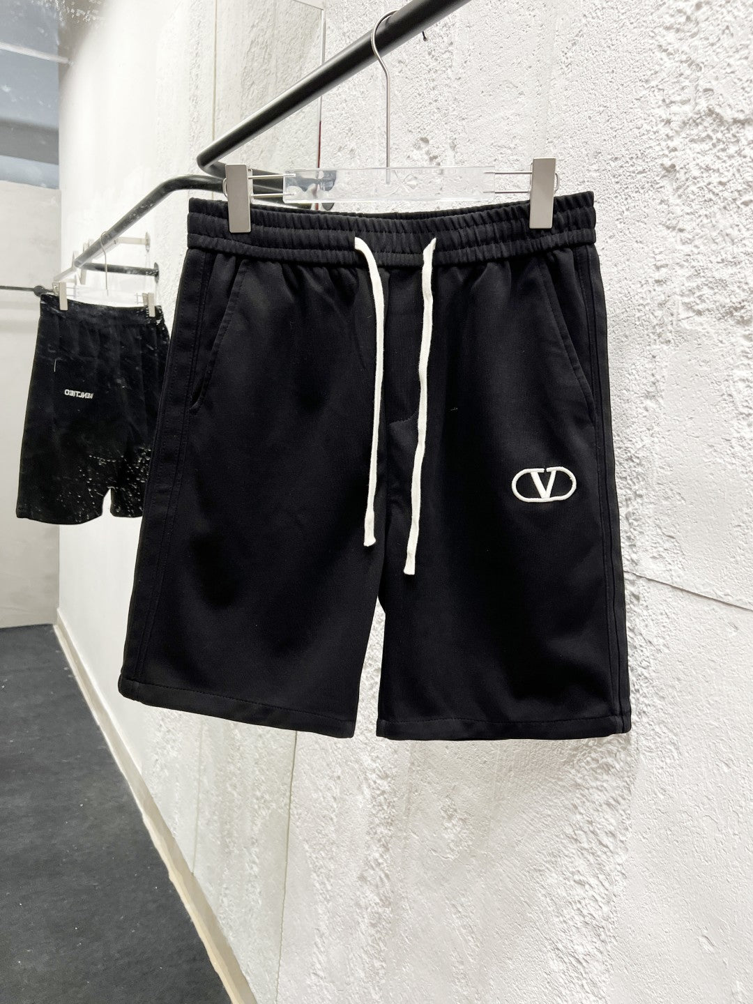 LuxluxHouse Best Quality Clothes Valentino Pants