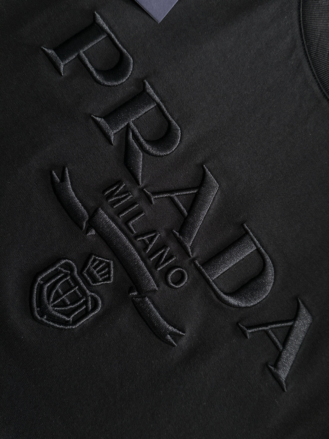 LuxluxHouse Best Quality Clothes T-shirt Prada