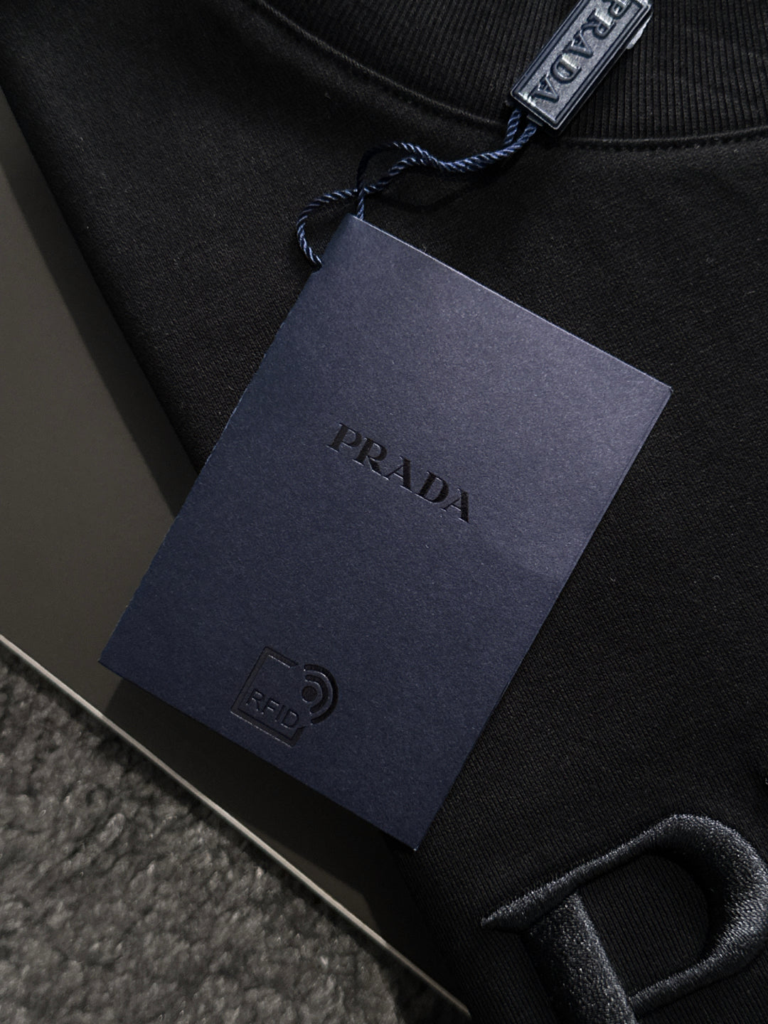 LuxluxHouse Best Quality Clothes T-shirt Prada