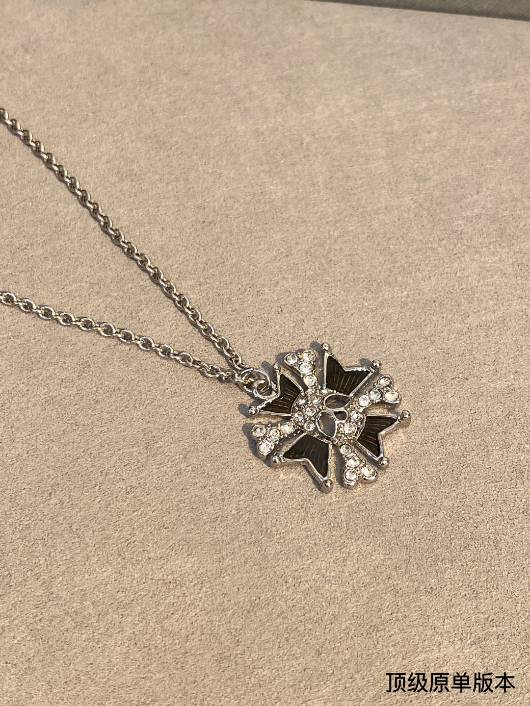 LuxluxHouse Best Quality Accessories Vivienne Westwood Necklace