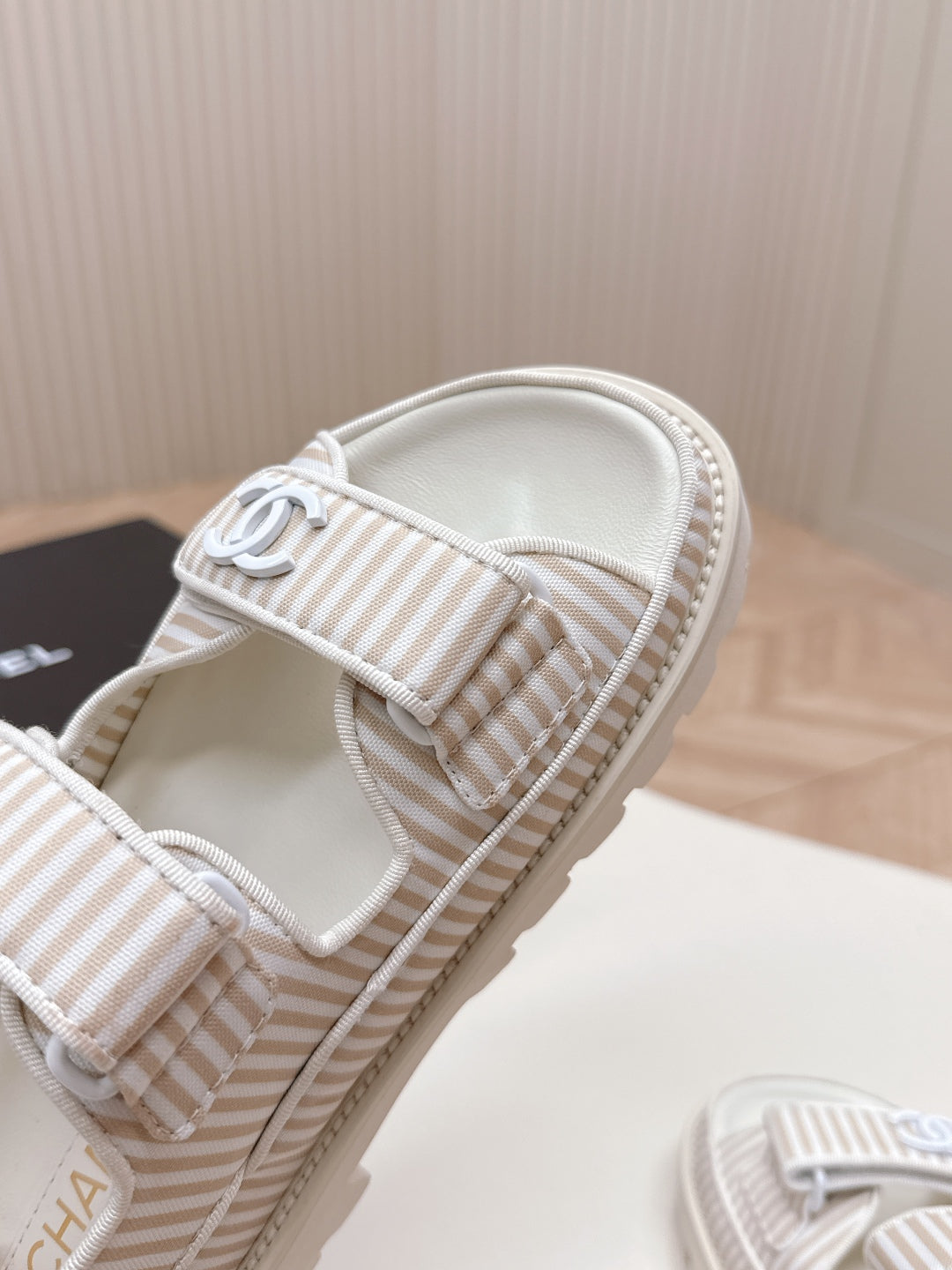 LuxluxHouse Best Quality Chanel Sandals