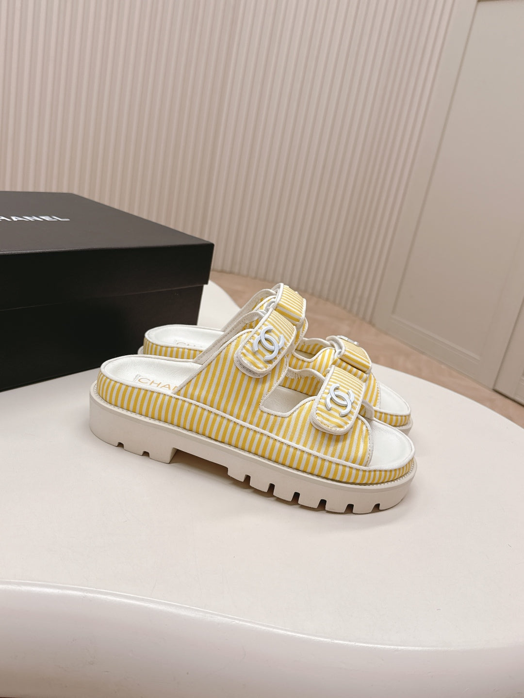 LuxluxHouse Best Quality Chanel Sandals