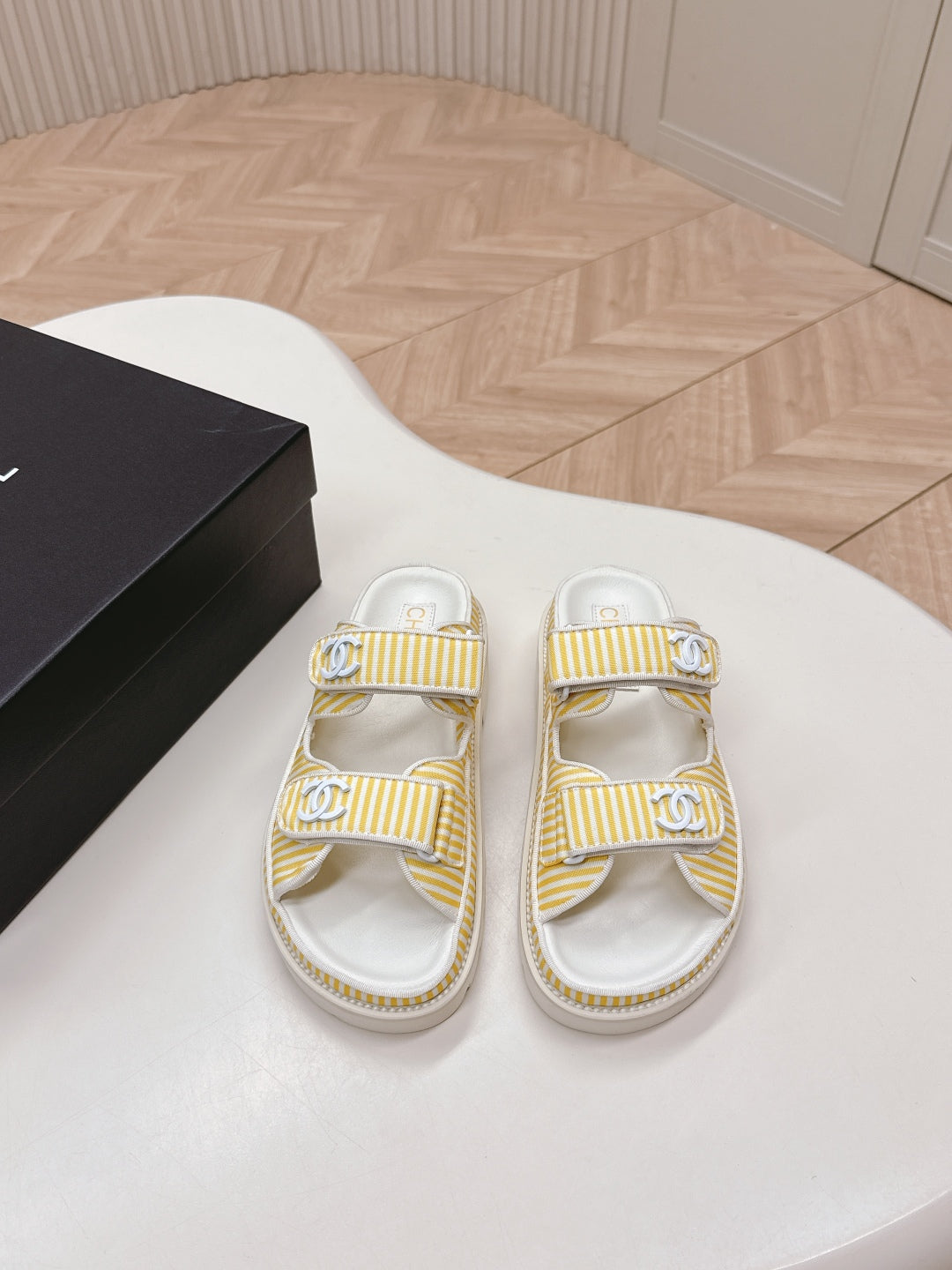 LuxluxHouse Best Quality Chanel Sandals