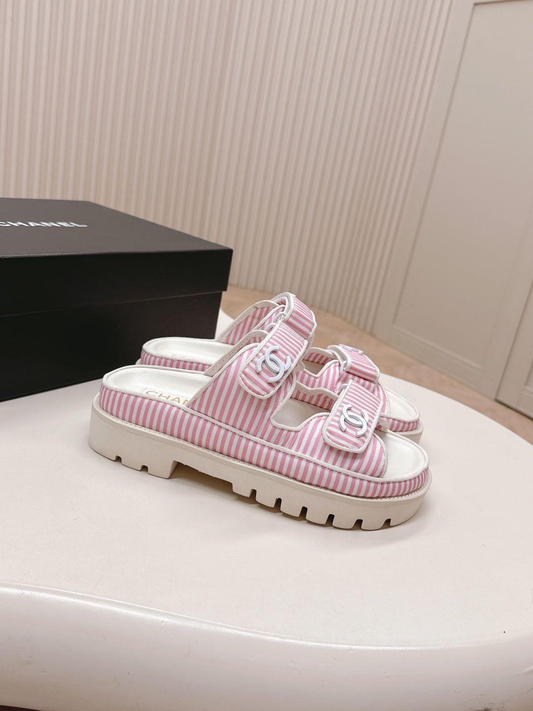 LuxluxHouse Best Quality Chanel Sandals