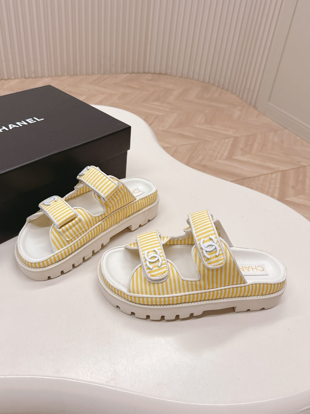 LuxluxHouse Best Quality Chanel Sandals