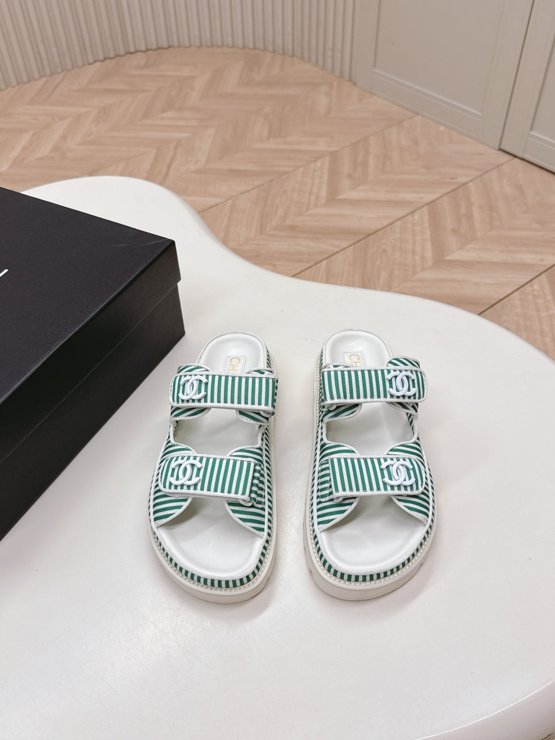 LuxluxHouse Best Quality Chanel Sandals
