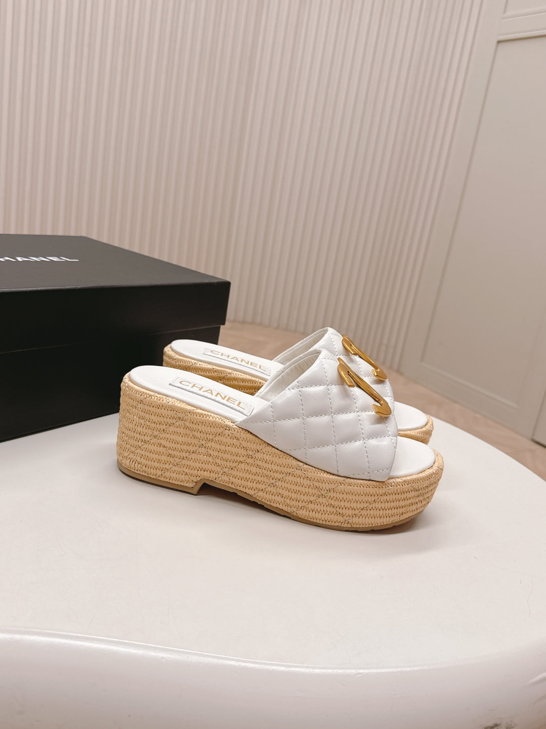 LuxluxHouse Best Quality Chanel Sandals