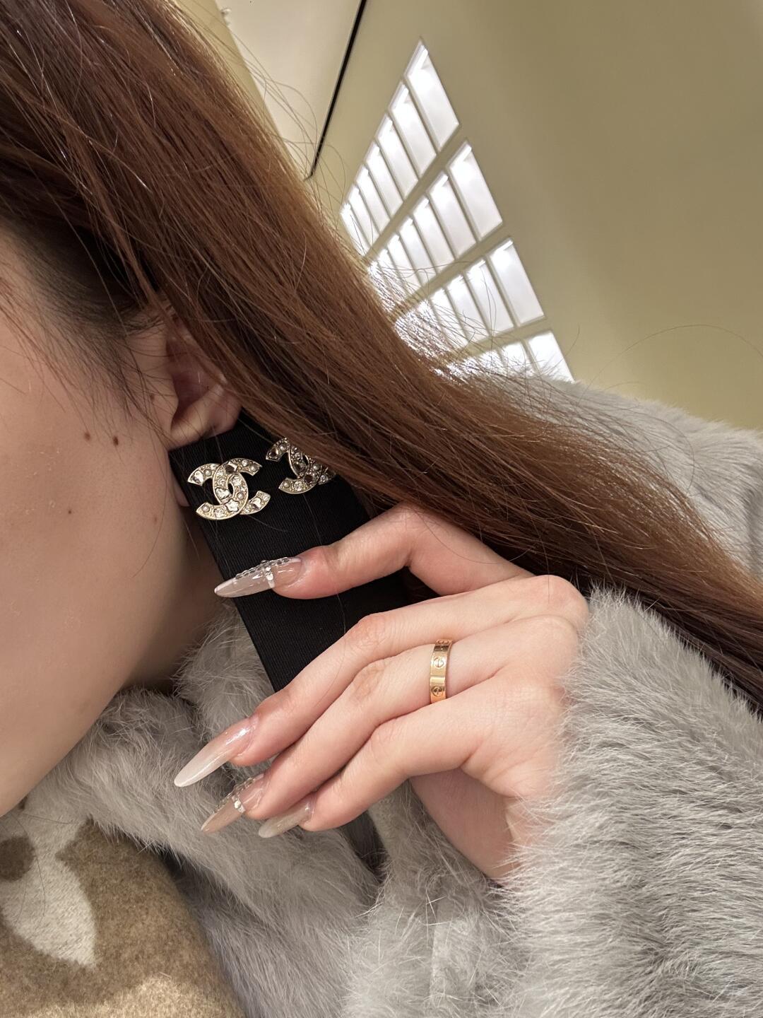 LuxluxHouse Best Quality Accessories Chanel Earrings