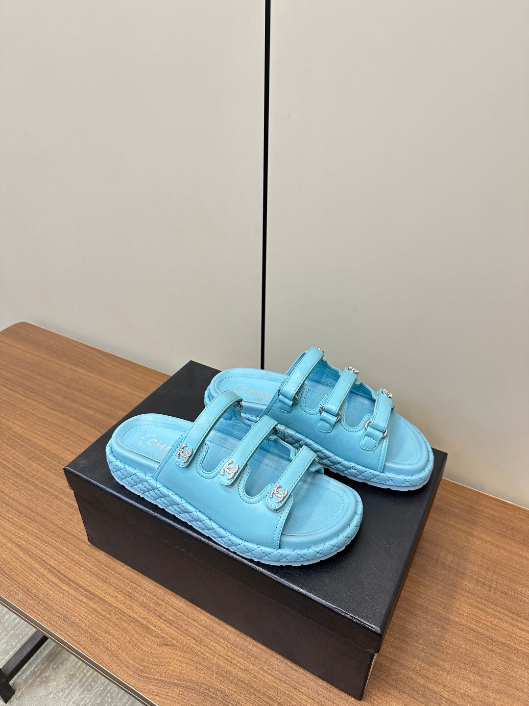 LuxluxHouse Best Quality Chanel Sandals