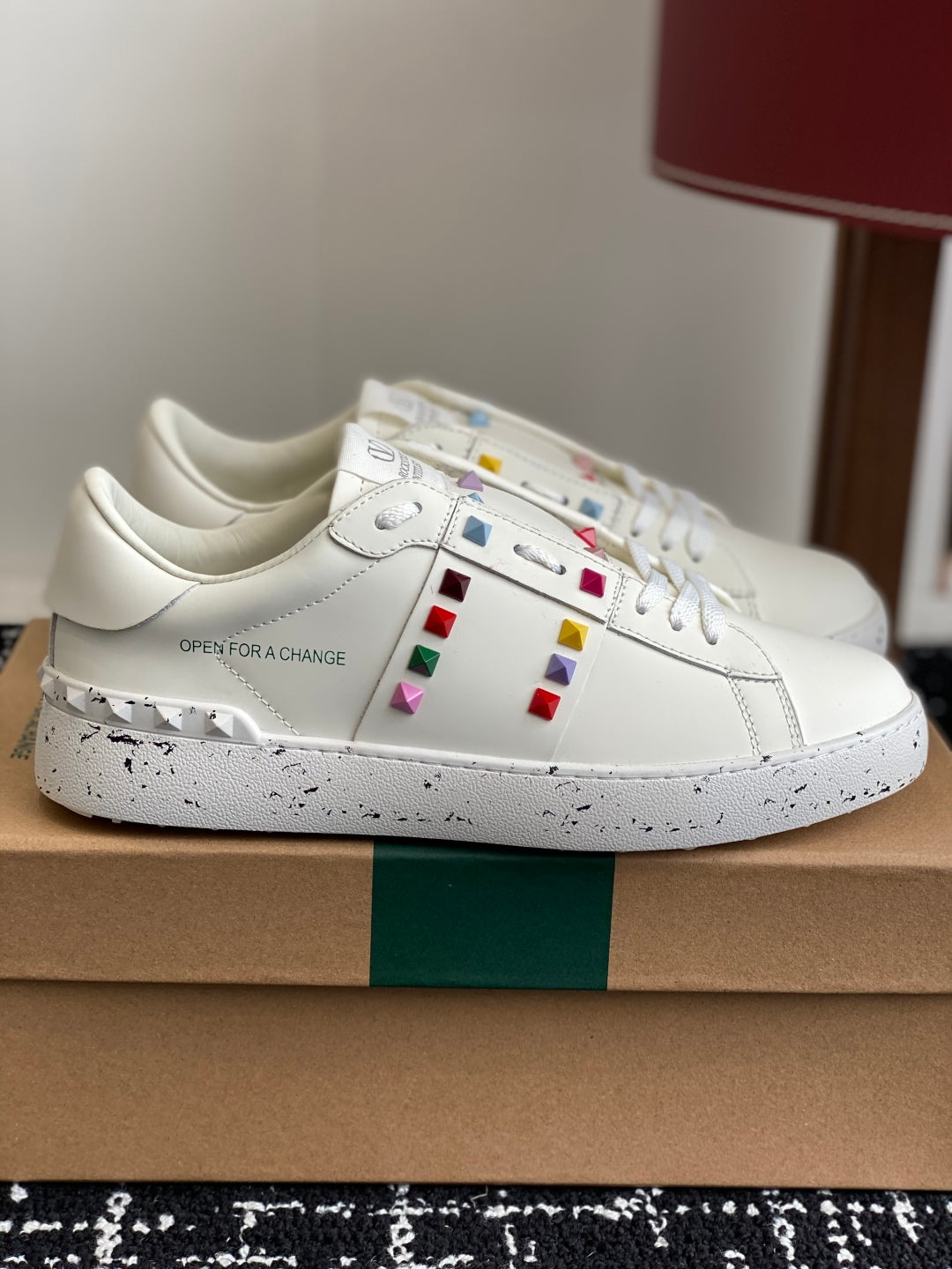 LuxluxHouse Best Quality Shoes Valentino