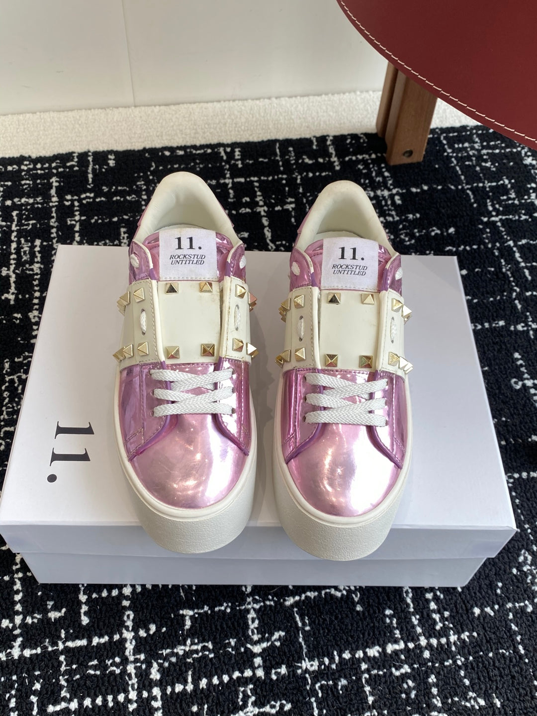 LuxluxHouse Best Quality Shoes Valentino
